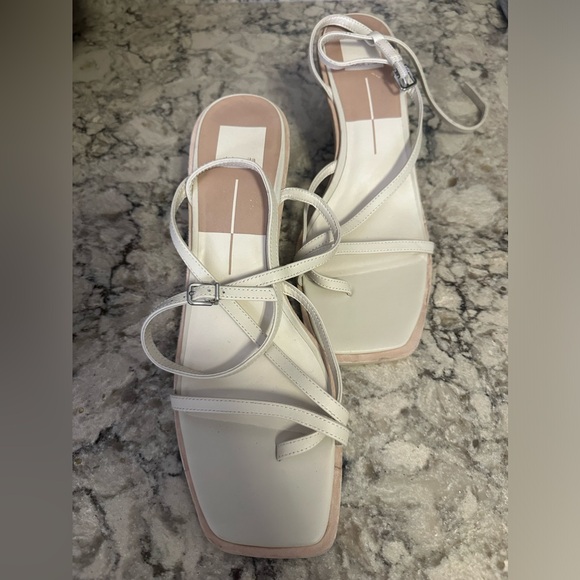 Dolce Vita Shoes - NWOT•Dolce Vita Ankle Wedge Shoe•